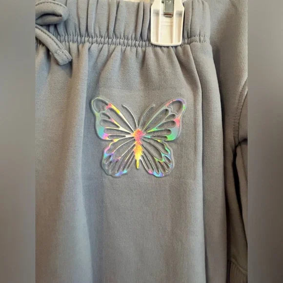 Btween Blue Butterfly Sweatshirt and Joggers Set with Hairclip 🦋 - Picture 9 of 10